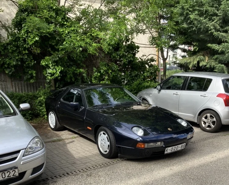 Porsche photo 1